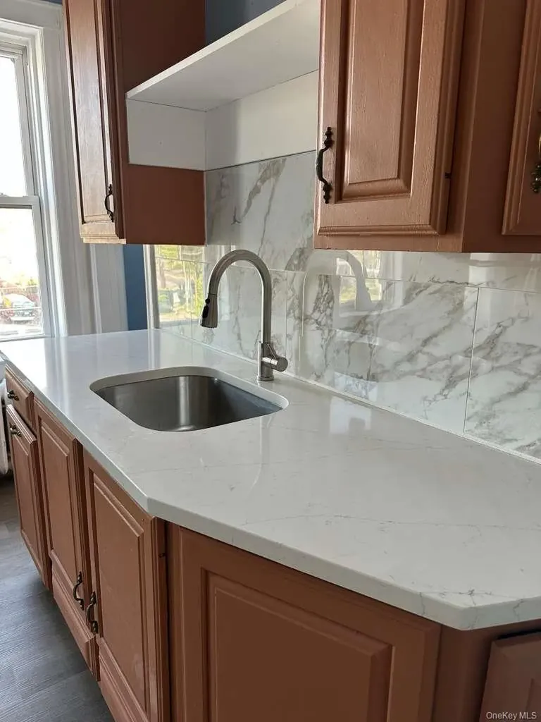 1577 Park Avenue Bridgeport CT 06604