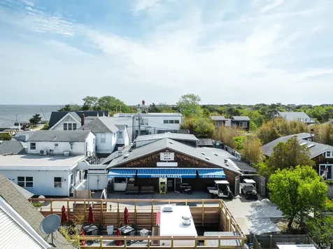 21 Broadway Fair Harbor NY 11706