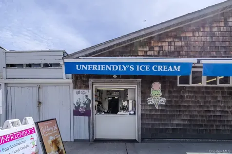 21 Broadway Fair Harbor NY 11706