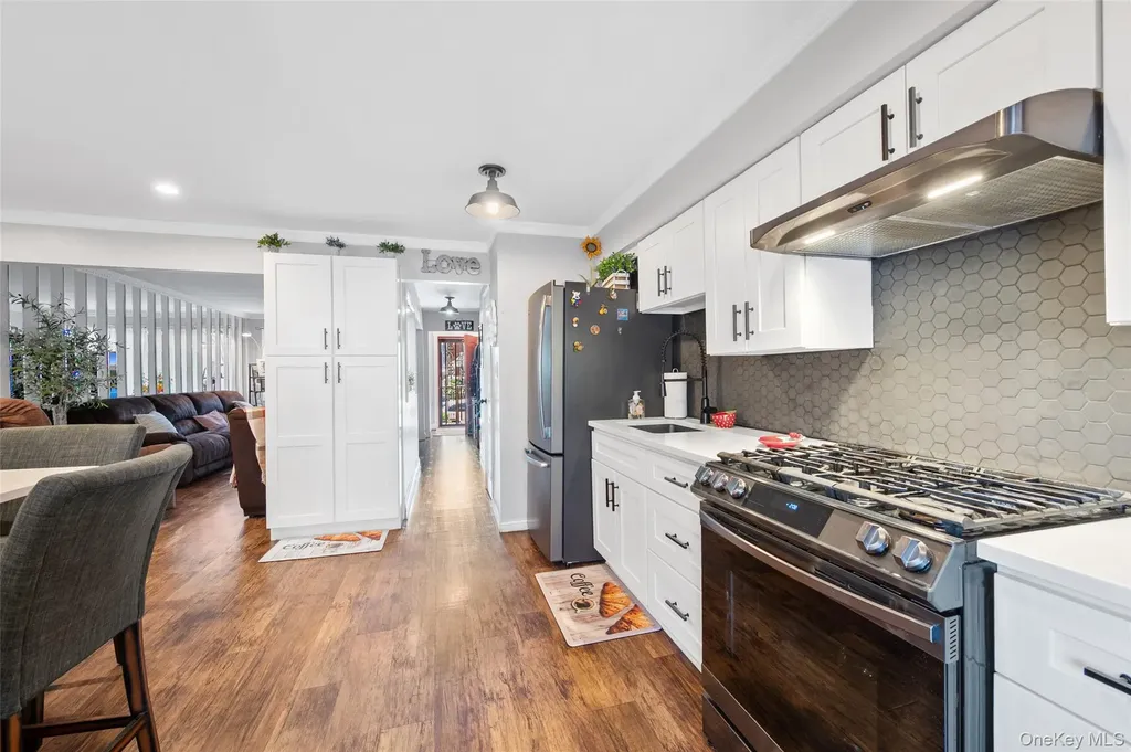 69-91 Caldwell Avenue Maspeth NY 11378