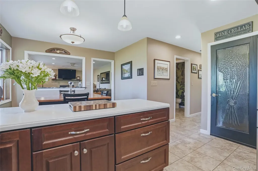 36 River Glen Road Wallkill NY 12589