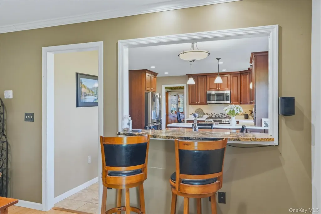 36 River Glen Road Wallkill NY 12589