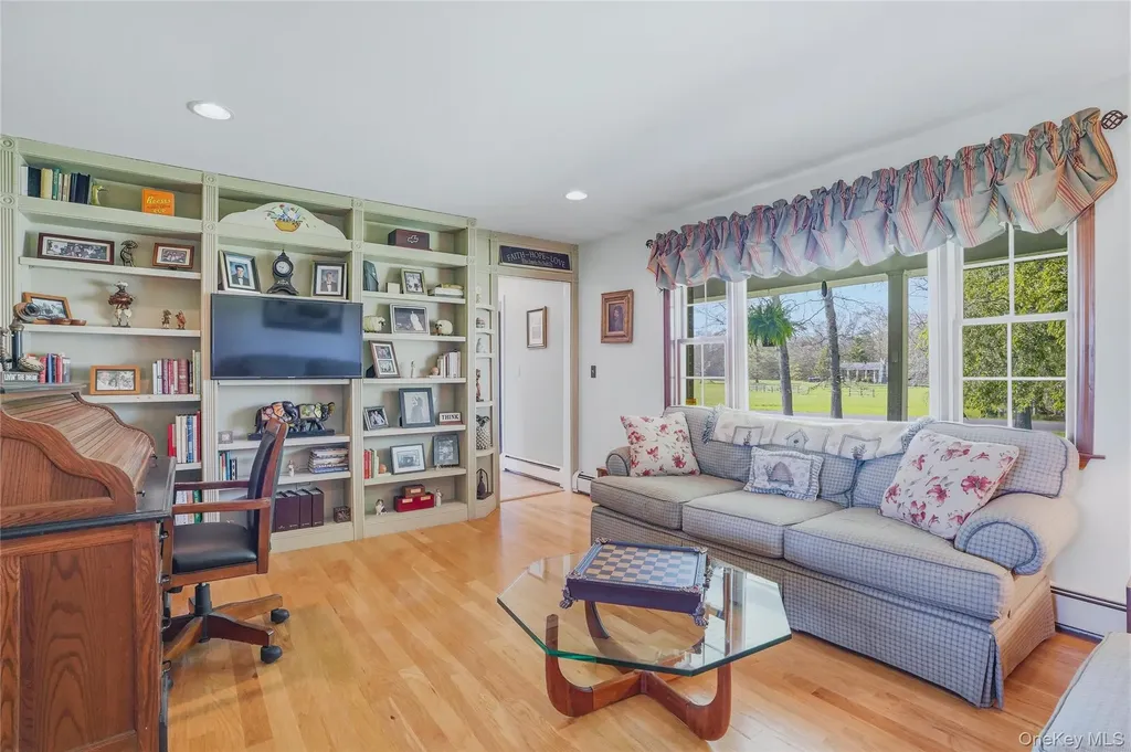36 River Glen Road Wallkill NY 12589
