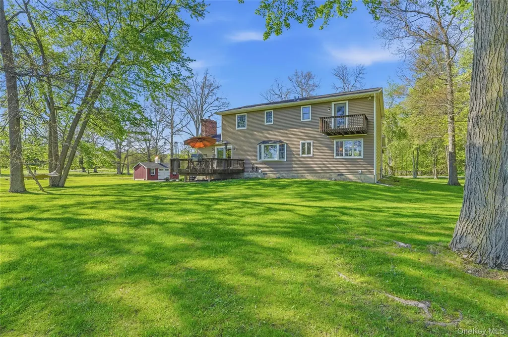 36 River Glen Road Wallkill NY 12589