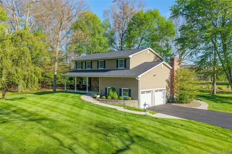 36 River Glen Road Wallkill NY 12589