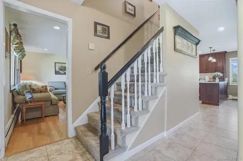 36 River Glen Road Wallkill NY 12589