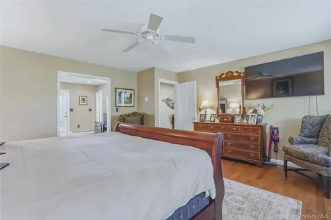 36 River Glen Road Wallkill NY 12589