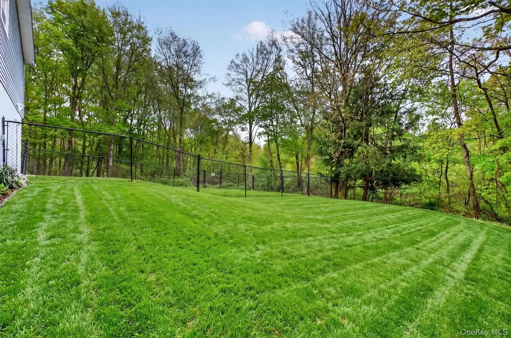 79 Wendy Drive Poughquag NY 12570