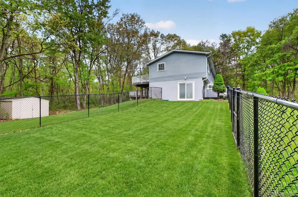 79 Wendy Drive Poughquag NY 12570