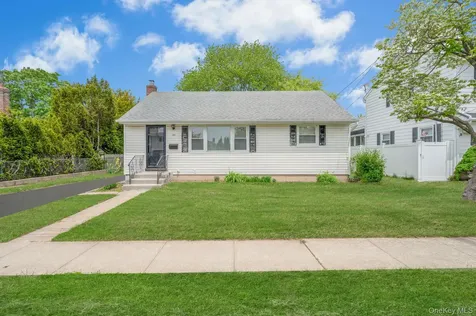 202 Nevada Street Hicksville NY 11801