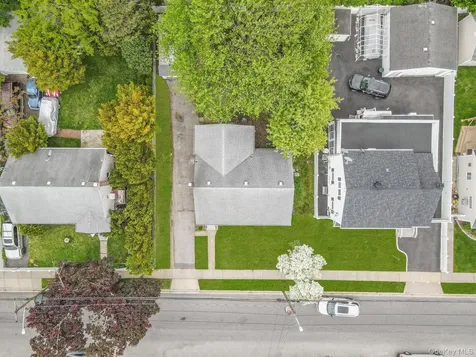 202 Nevada Street Hicksville NY 11801