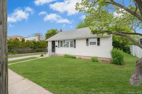 202 Nevada Street Hicksville NY 11801