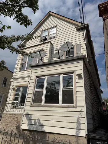 1714 Saint Peters Avenue Bronx NY 10461
