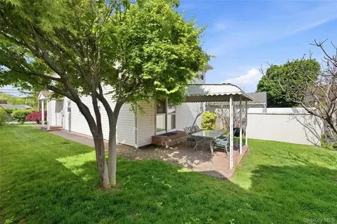 234 Winthrop Avenue Westbury NY 11590