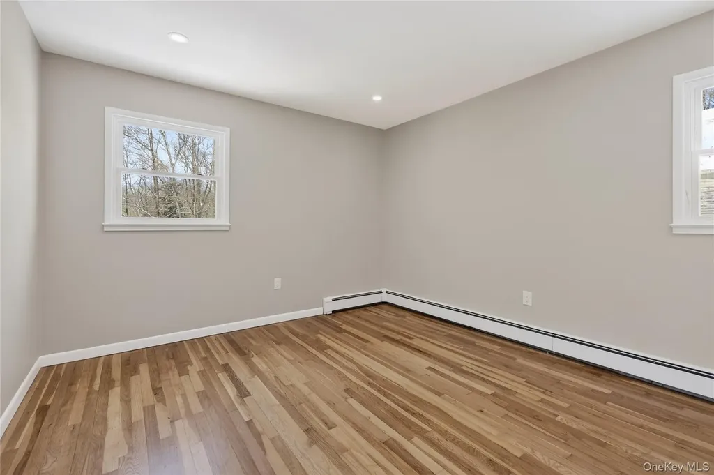 676-678 Oak Summit Road Millbrook NY 12545