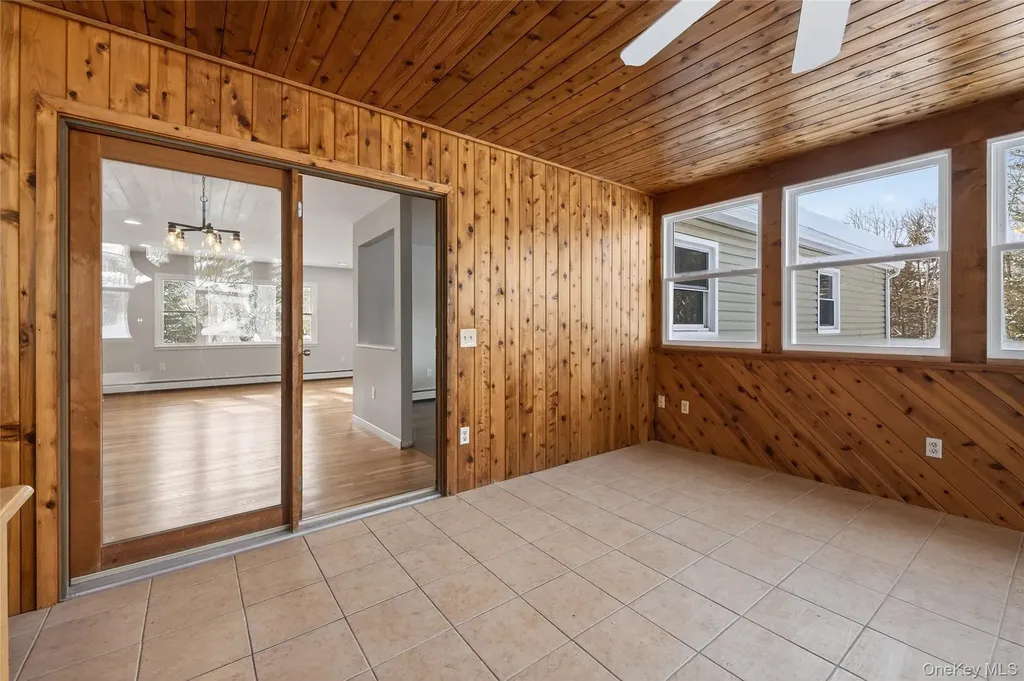 676-678 Oak Summit Road Millbrook NY 12545
