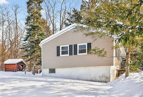 676-678 Oak Summit Road Millbrook NY 12545