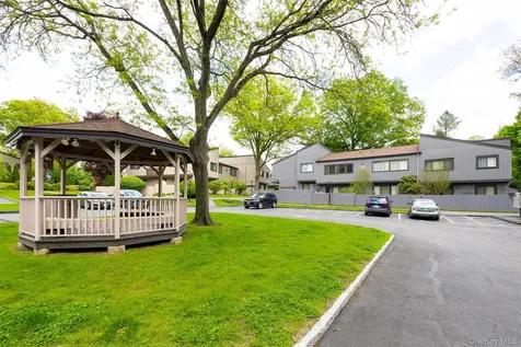 2304 Magnolia Walk Poughkeepsie NY 12603