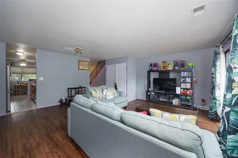 2304 Magnolia Walk Poughkeepsie NY 12603
