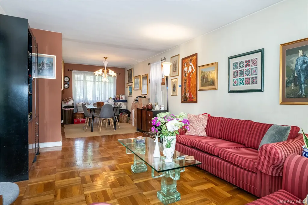 1515 Bantam Place Bronx NY 10469