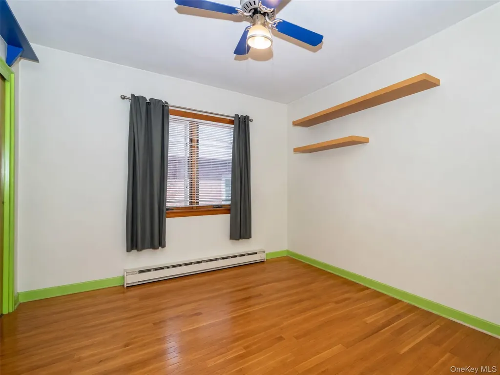 1515 Bantam Place Bronx NY 10469