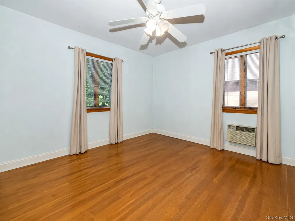 1515 Bantam Place Bronx NY 10469