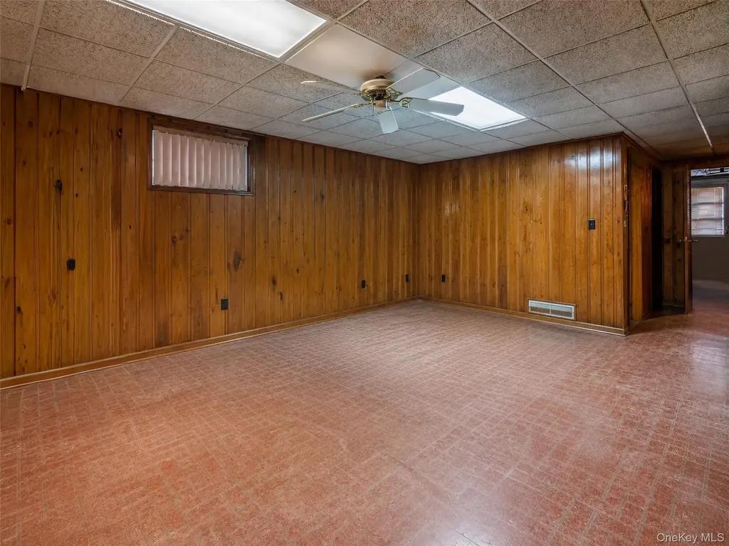 1515 Bantam Place Bronx NY 10469