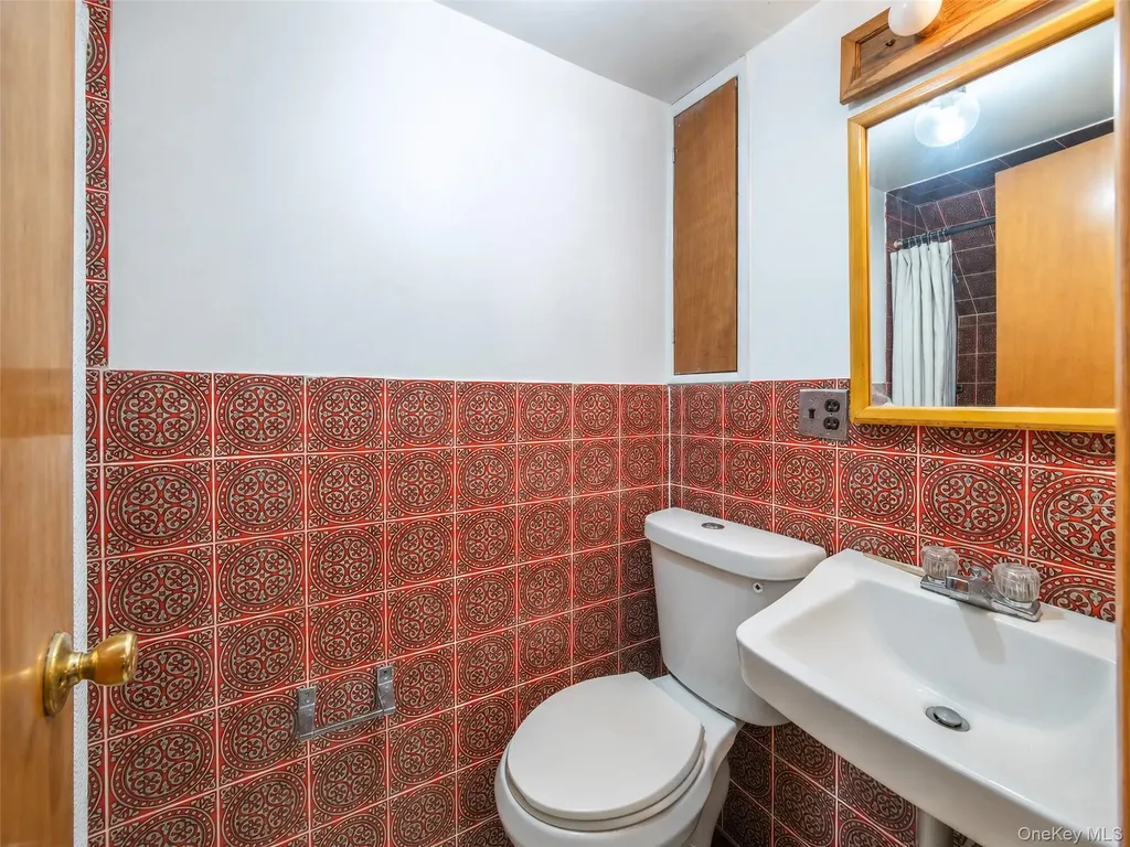 1515 Bantam Place Bronx NY 10469