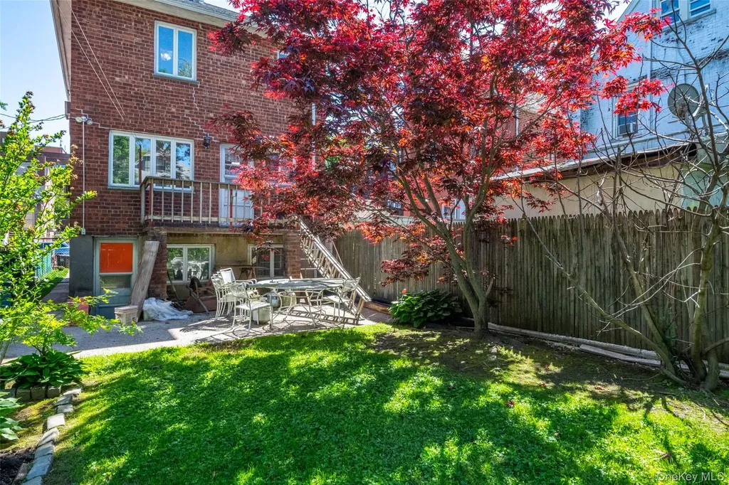 1515 Bantam Place Bronx NY 10469