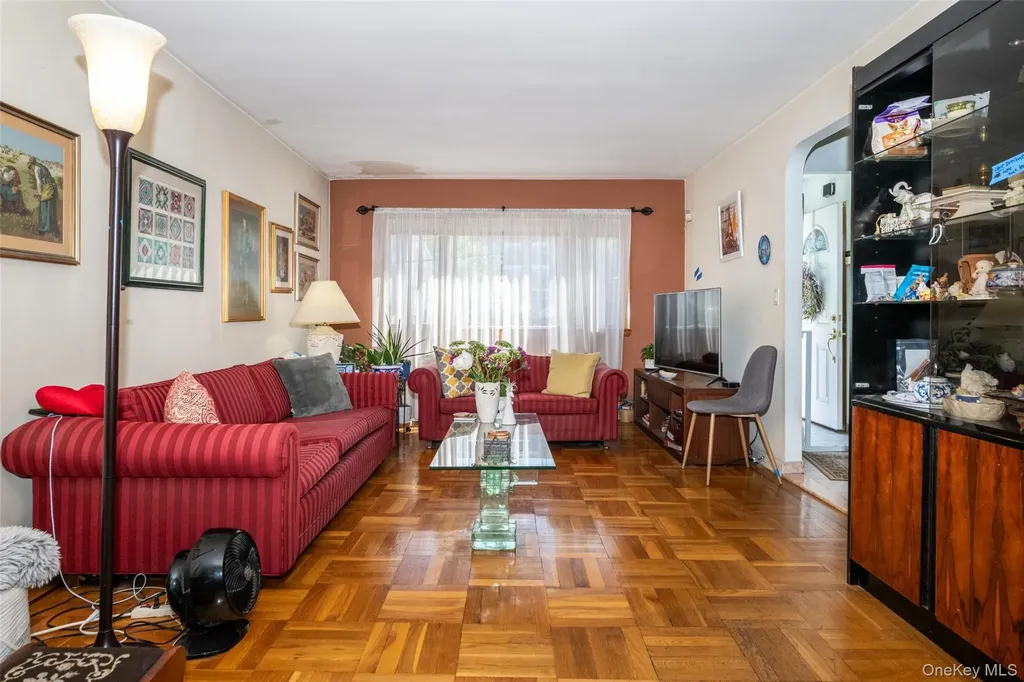 1515 Bantam Place Bronx NY 10469