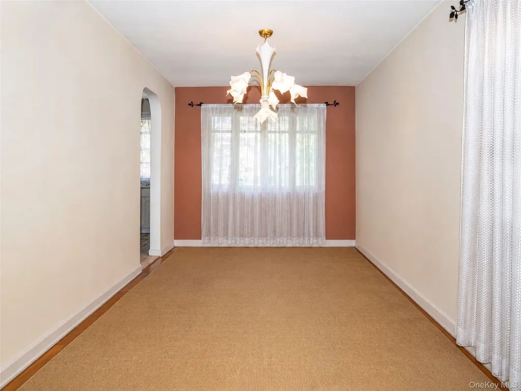 1515 Bantam Place Bronx NY 10469