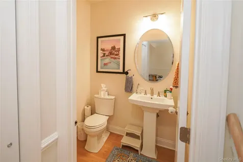 20 Deforest Drive Cortlandt Manor NY 10567