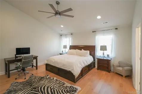20 Deforest Drive Cortlandt Manor NY 10567