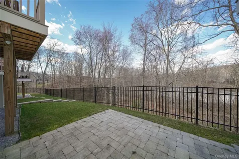 20 Deforest Drive Cortlandt Manor NY 10567