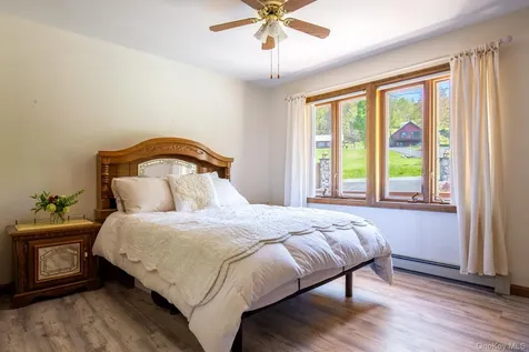 203 Skyline Drive Woodbourne NY 12788