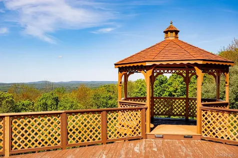 203 Skyline Drive Woodbourne NY 12788