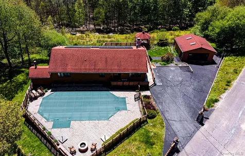 203 Skyline Drive Woodbourne NY 12788