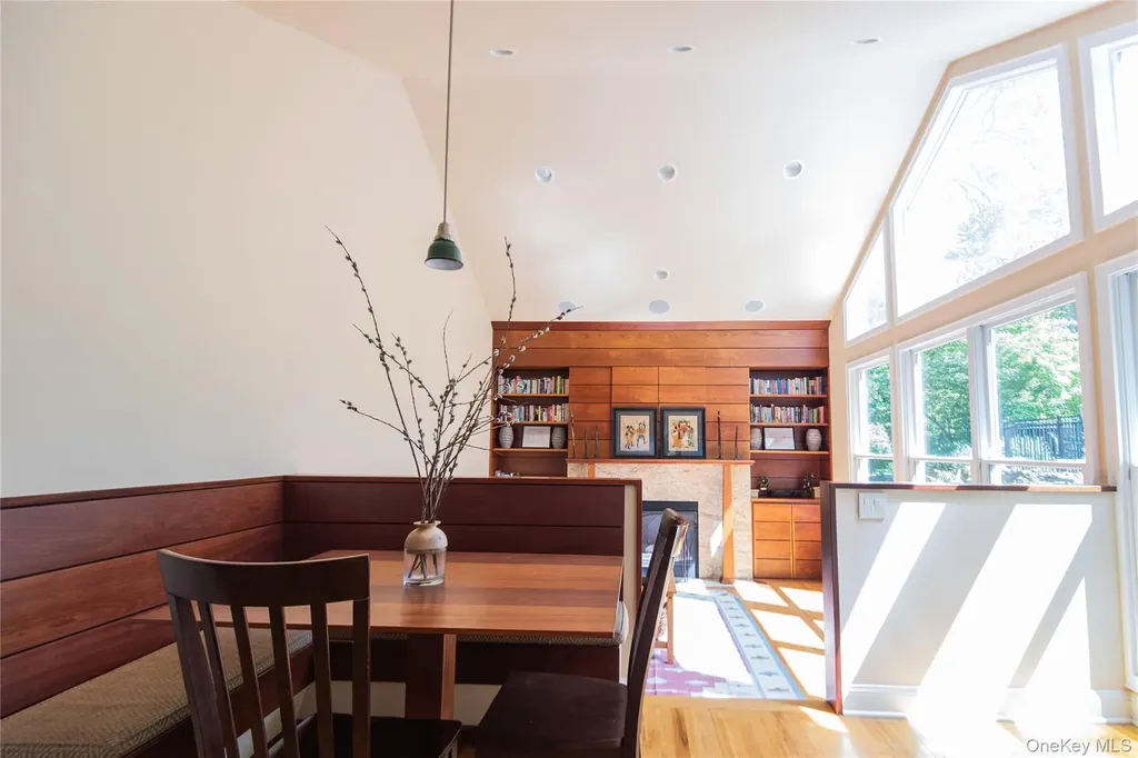 136 Rombout Road Pleasant Valley NY 12603