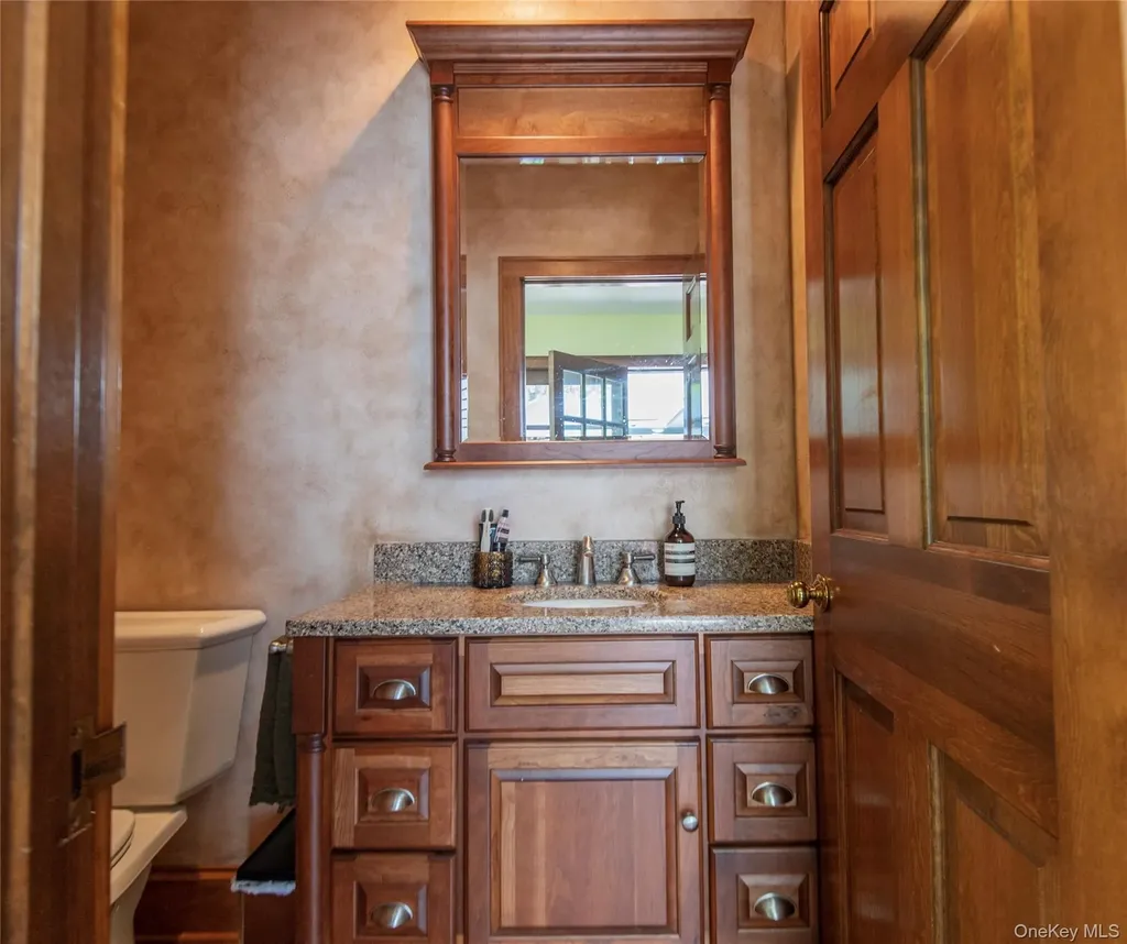 136 Rombout Road Pleasant Valley NY 12603