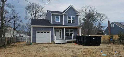 89 Wood Avenue Mastic NY 11950