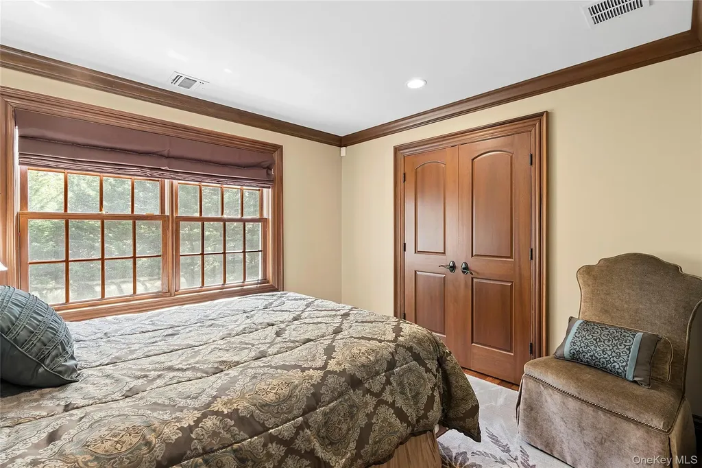 2015 Kenneys Road Southold NY 11971