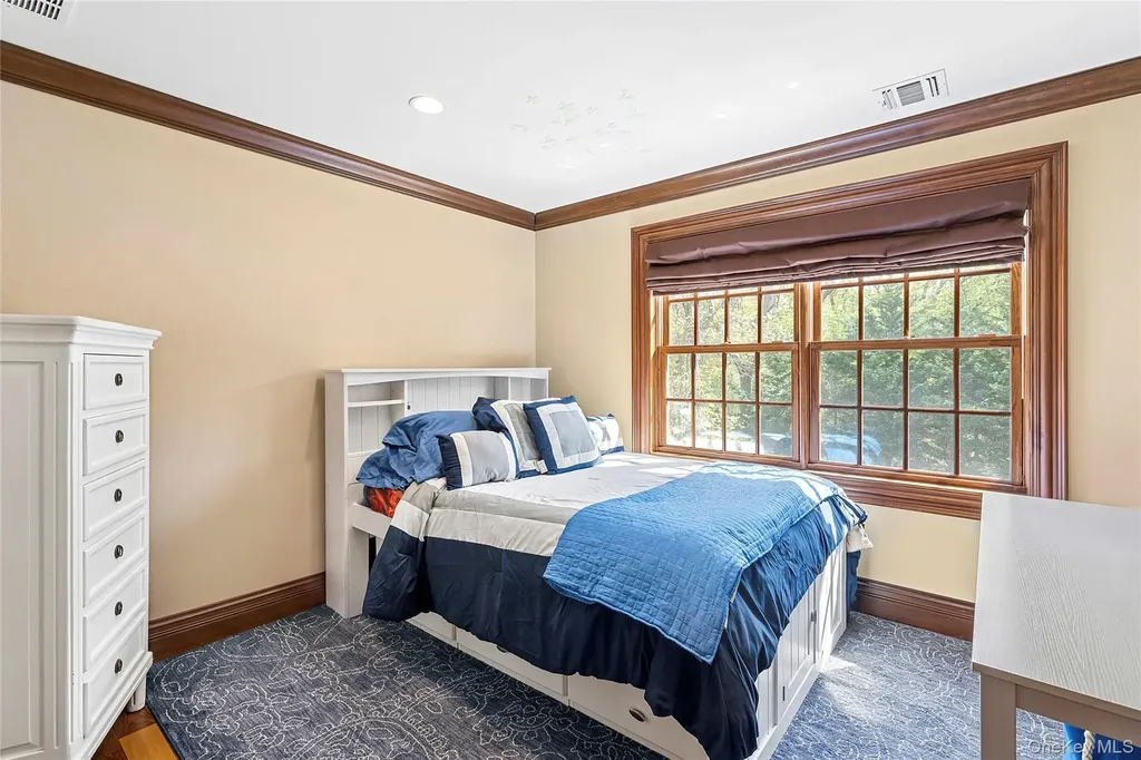 2015 Kenneys Road Southold NY 11971