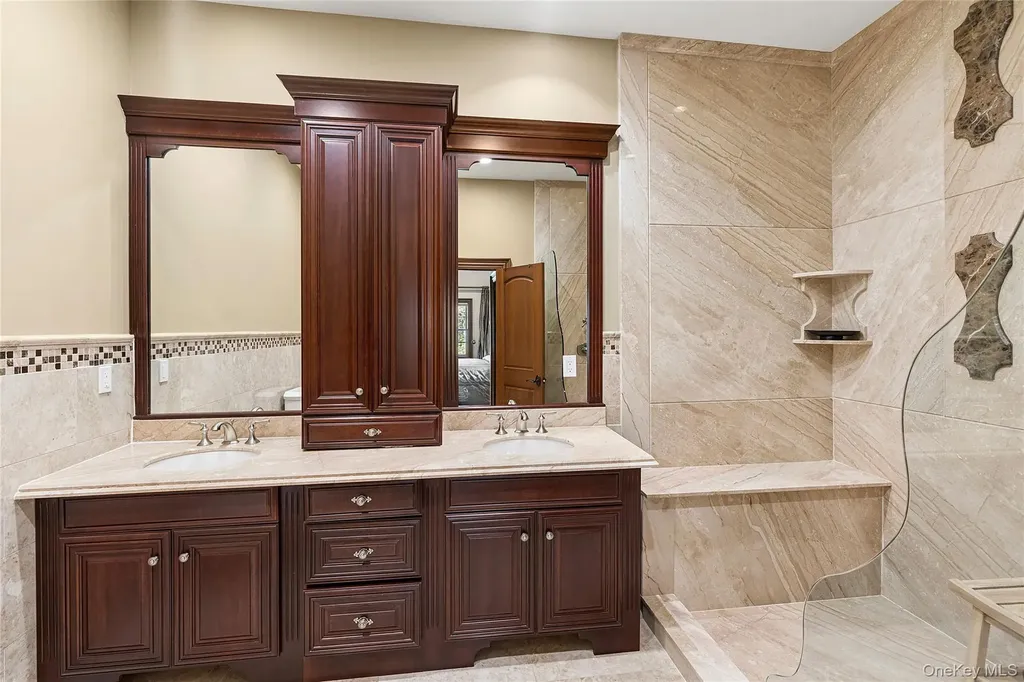 2015 Kenneys Road Southold NY 11971