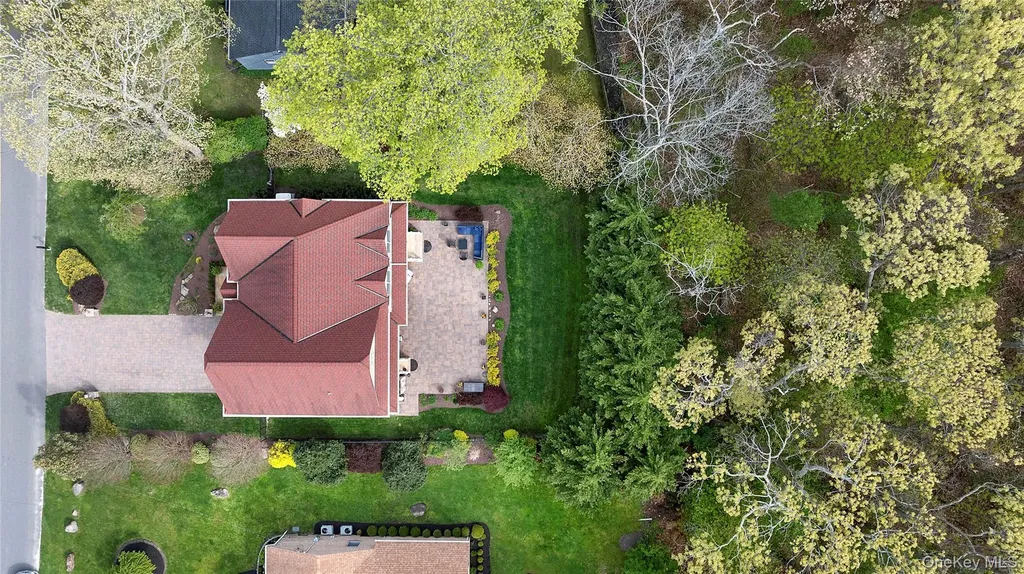2015 Kenneys Road Southold NY 11971