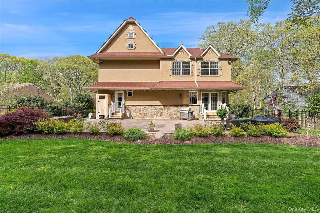 2015 Kenneys Road Southold NY 11971