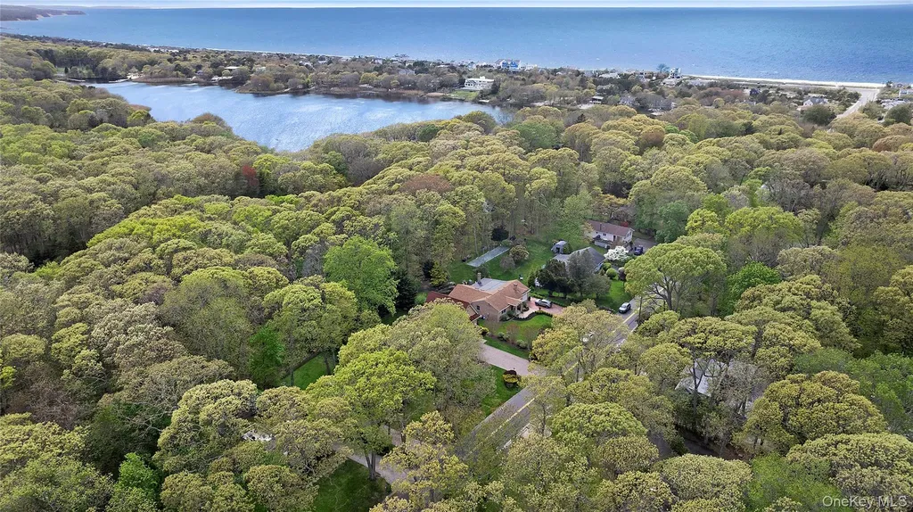 2015 Kenneys Road Southold NY 11971