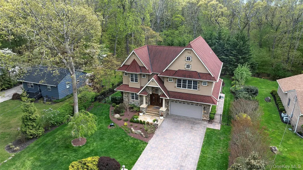 2015 Kenneys Road Southold NY 11971