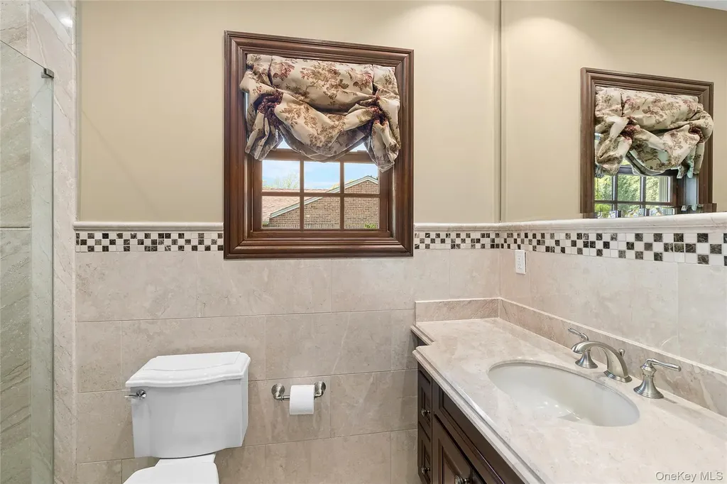 2015 Kenneys Road Southold NY 11971