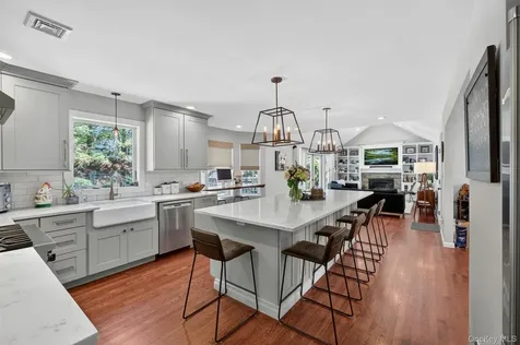 105 Jessica Court Cornwall NY 12518