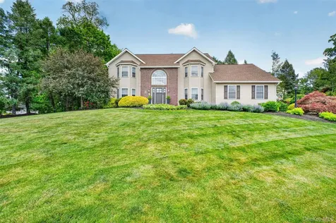105 Jessica Court Cornwall NY 12518